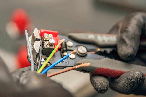 Best Emergency Electrical Repair  in Grand Ledge, MI